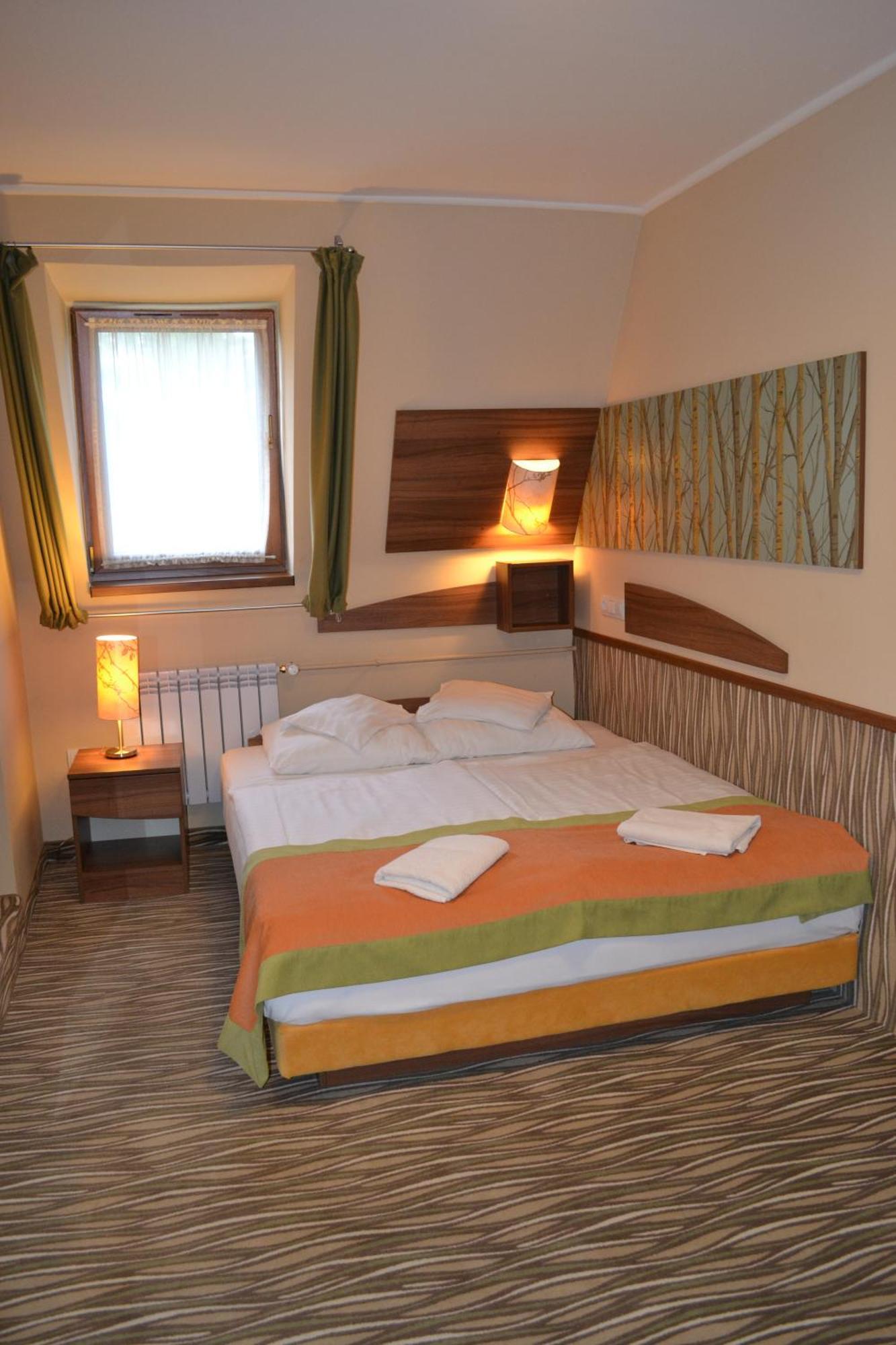 Park Hotel Gyula Extérieur photo