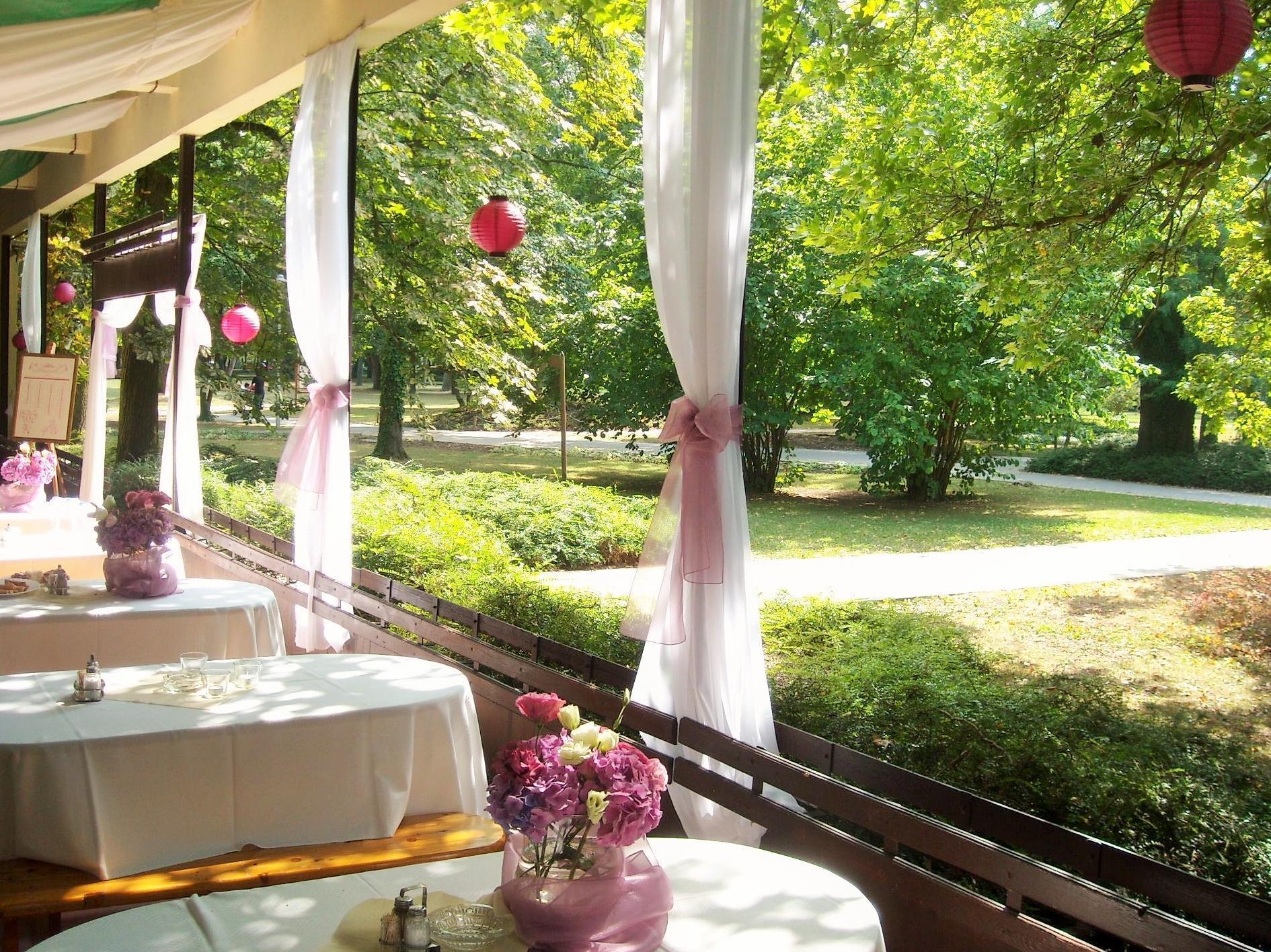 Park Hotel Gyula Extérieur photo