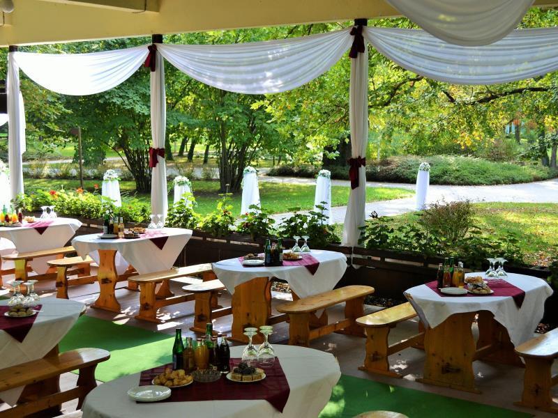 Park Hotel Gyula Extérieur photo