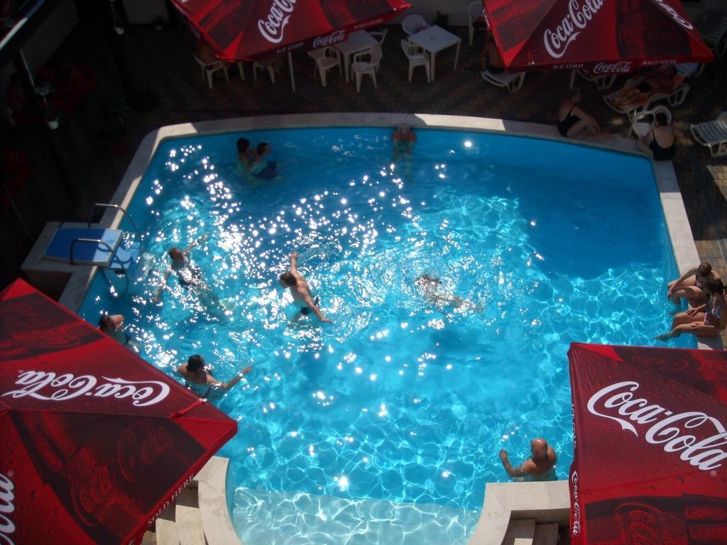 Park Hotel Gyula Extérieur photo